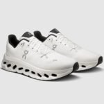 On Cloud Tilt Tenis Color Negro