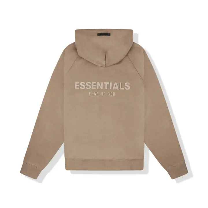 Why Essentials Continues to Lead Minimal Street Fashion