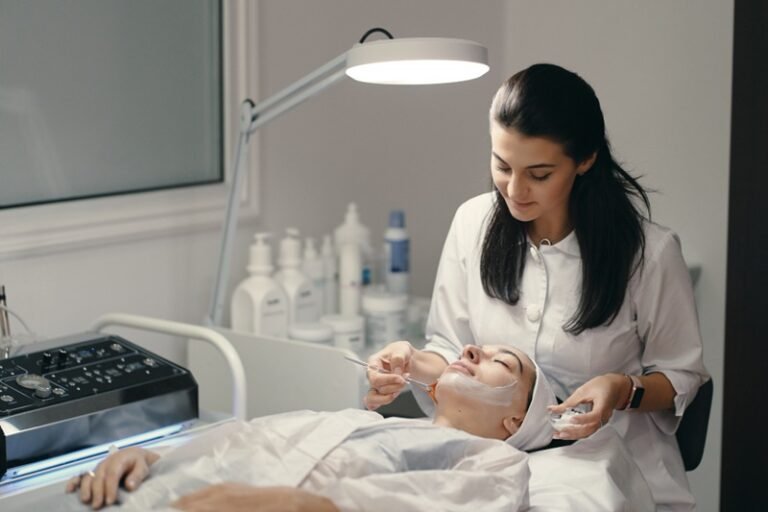 Exploring the Various Services Provided by Laser Skin Clinics https://www.freshskincanvas.com.au/