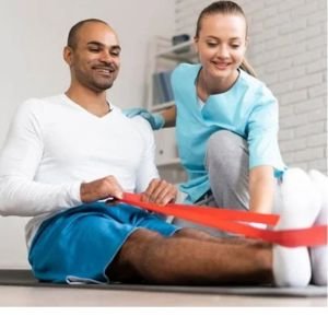 How Physiotherapy Clinics Design Rehab Plans That Fit Your Needs